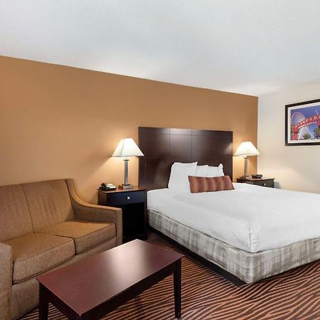 Best Western Des Plaines O'Hare Екстериор снимка